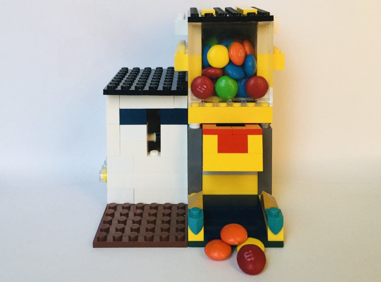 Lego sweet sale dispenser