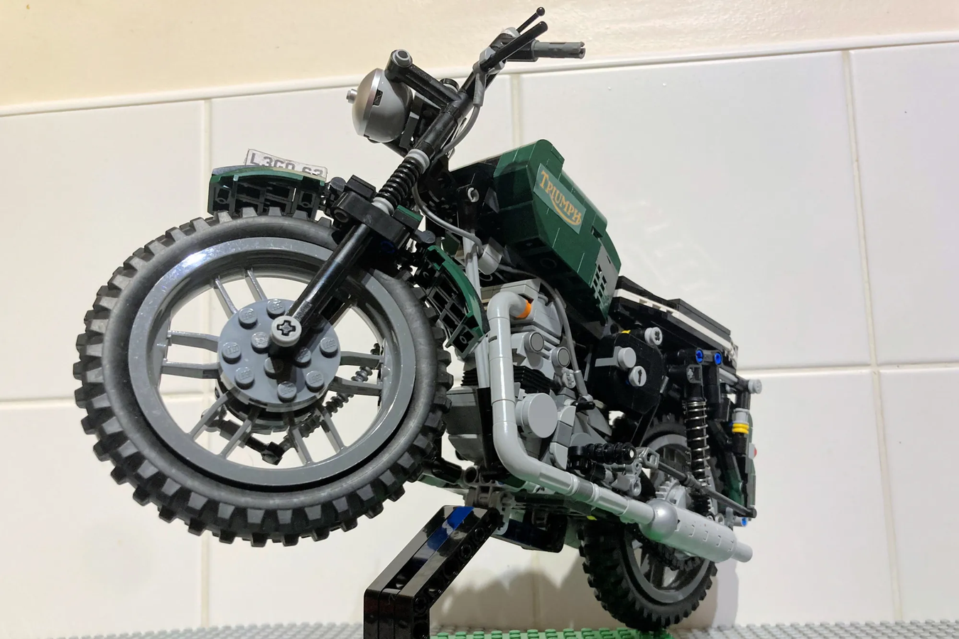 Watch And Learn How Different Bike Suspensions Work In LEGO Form