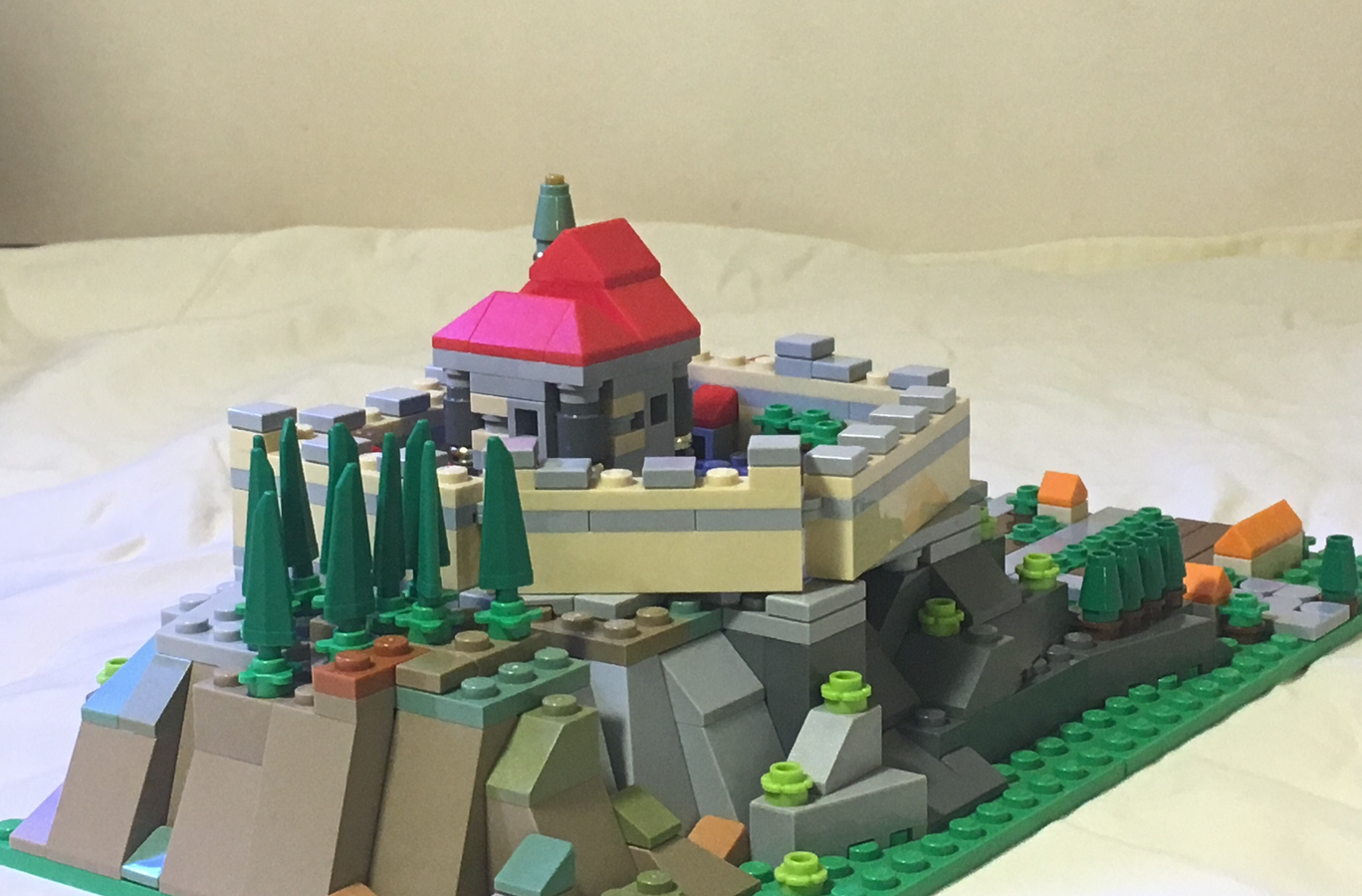 LEGO IDEAS Hilltop Castle