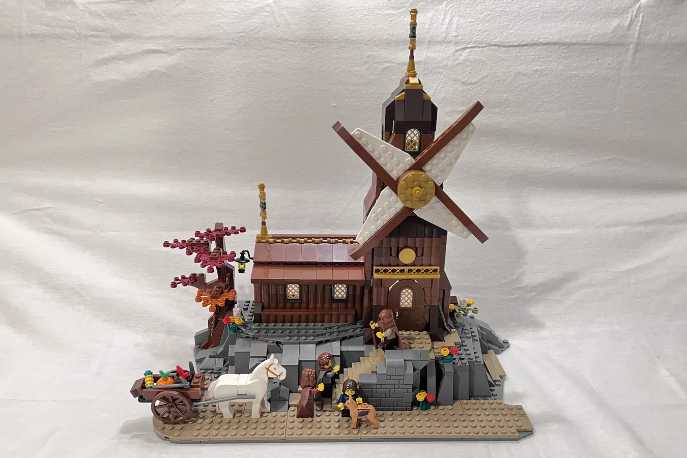 LEGO IDEAS - Medieval Miller (Windmill)