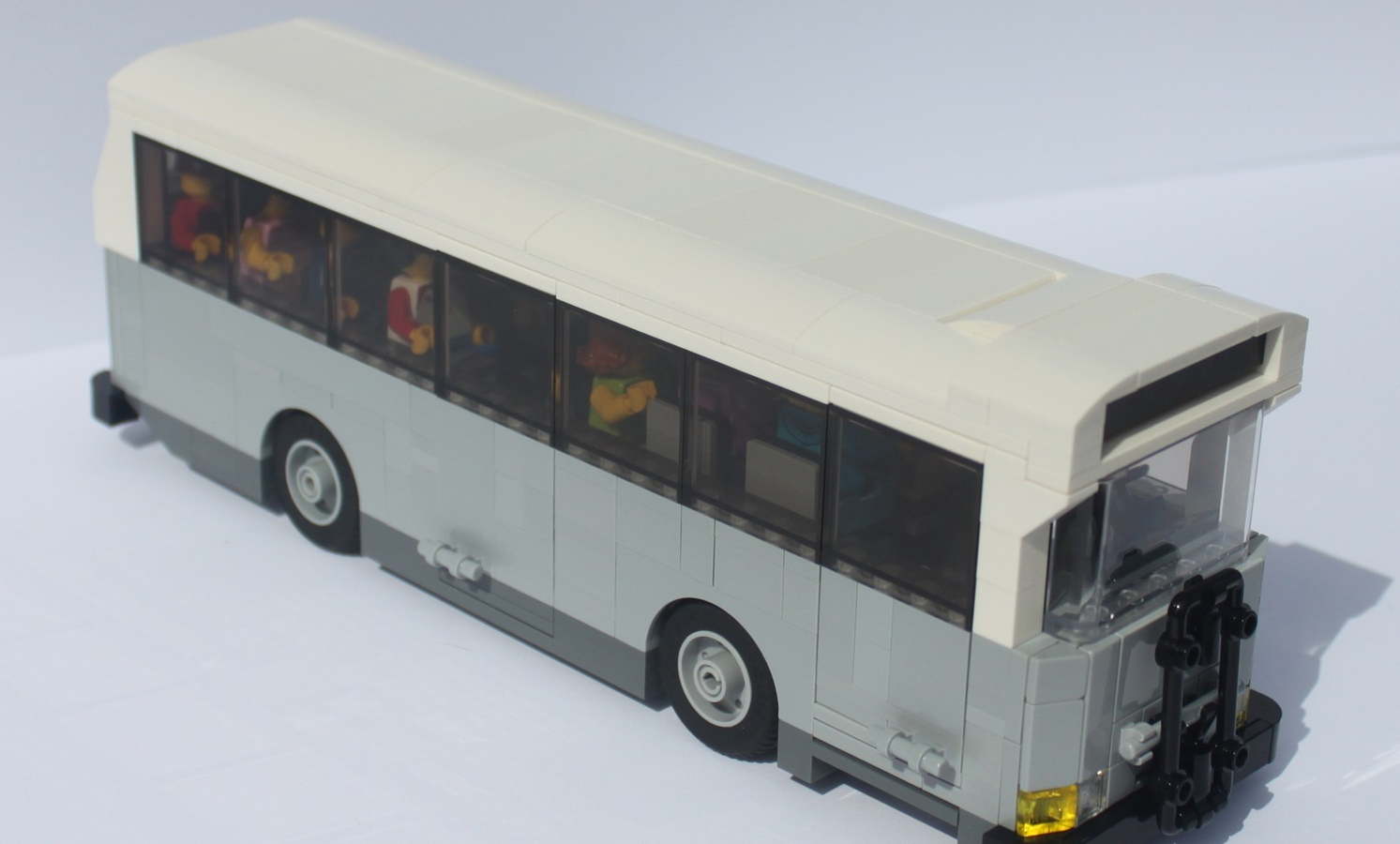 LEGO IDEAS - The Bus Central