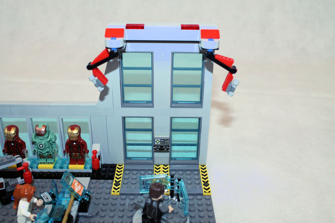 Tony stark hot sale lab lego