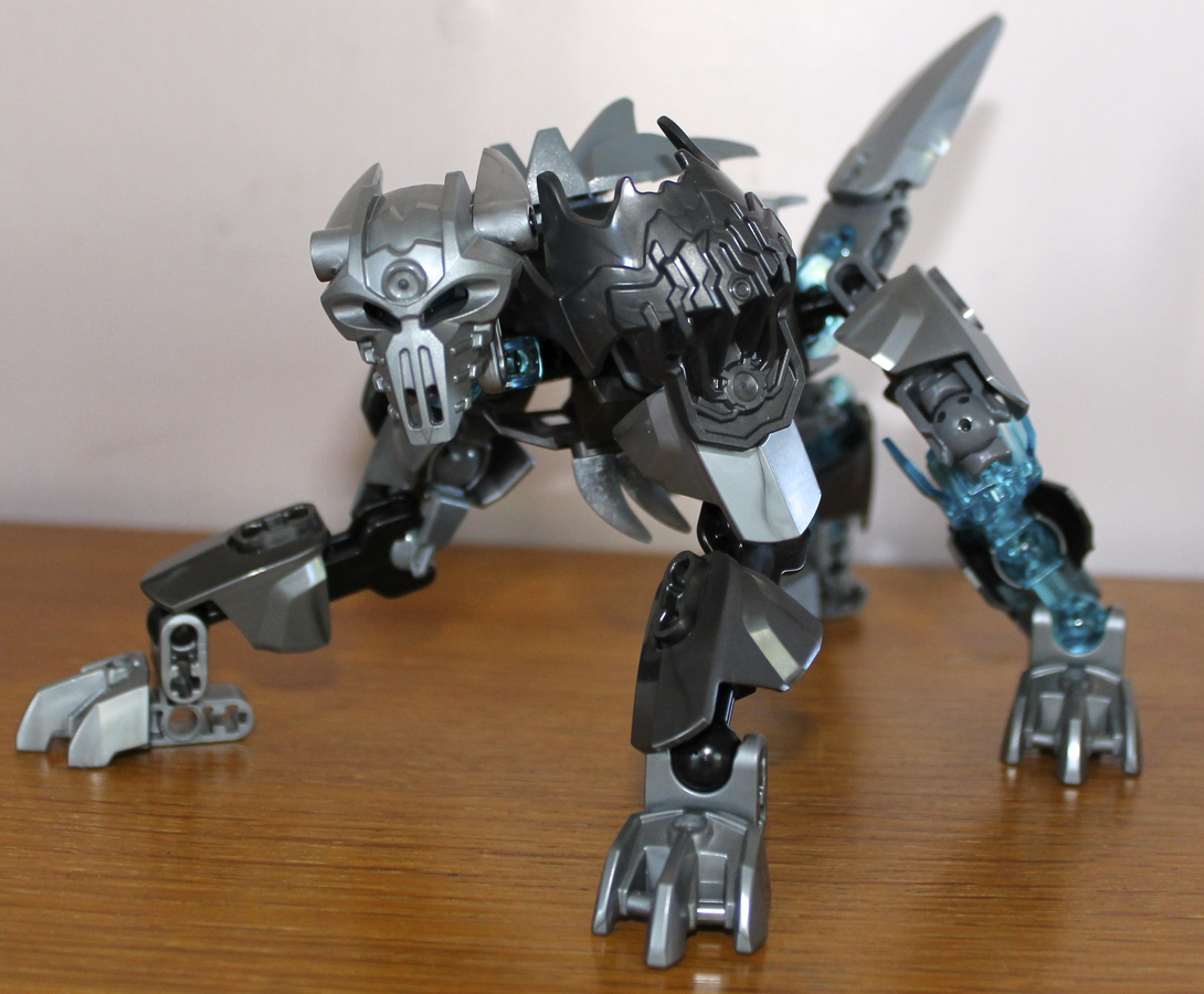 Bionicle dog hot sale