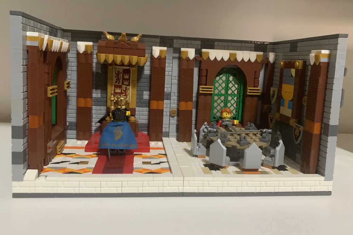 Lego knights of the cheap round table