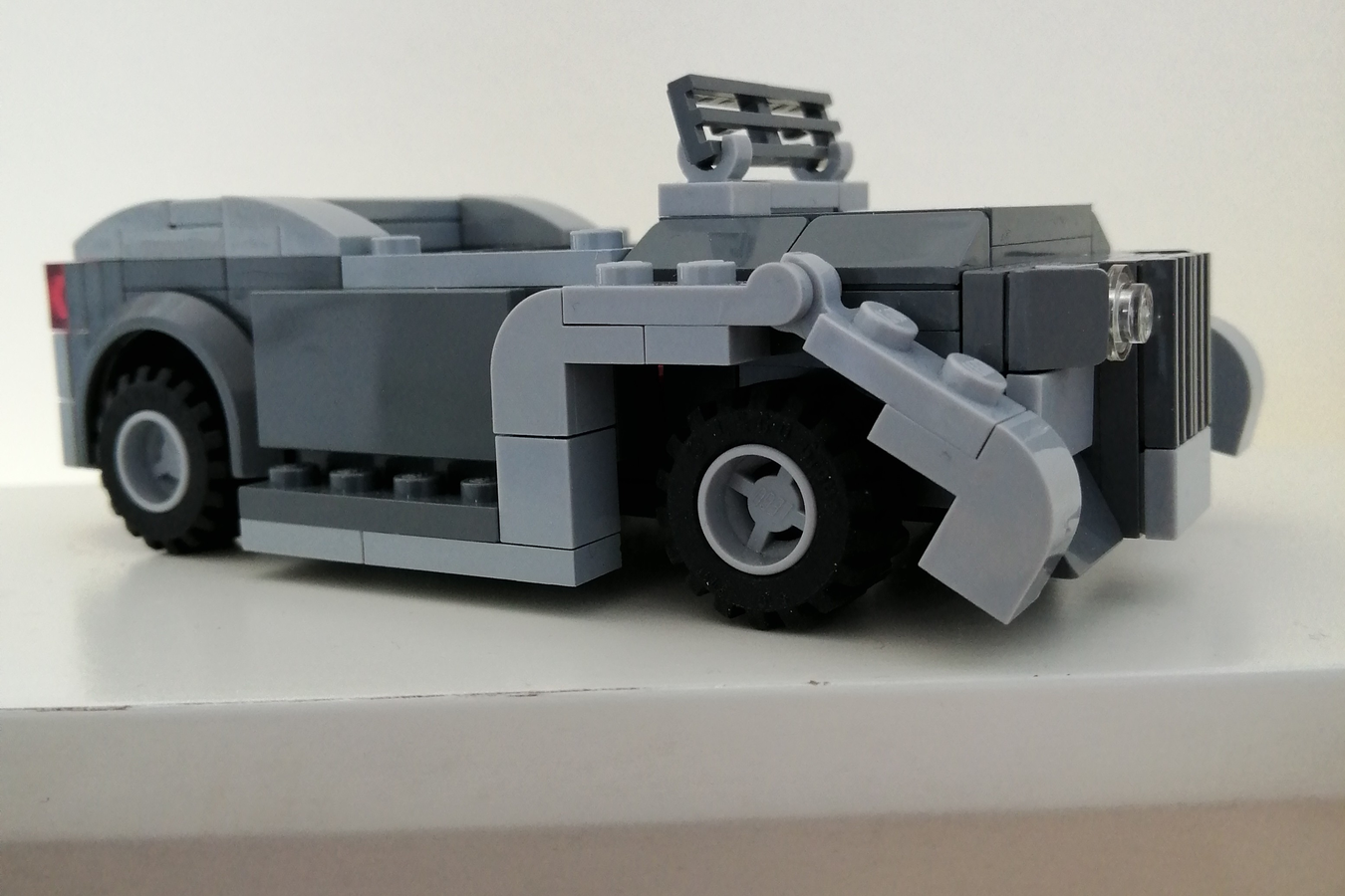 Lego store 1930s car