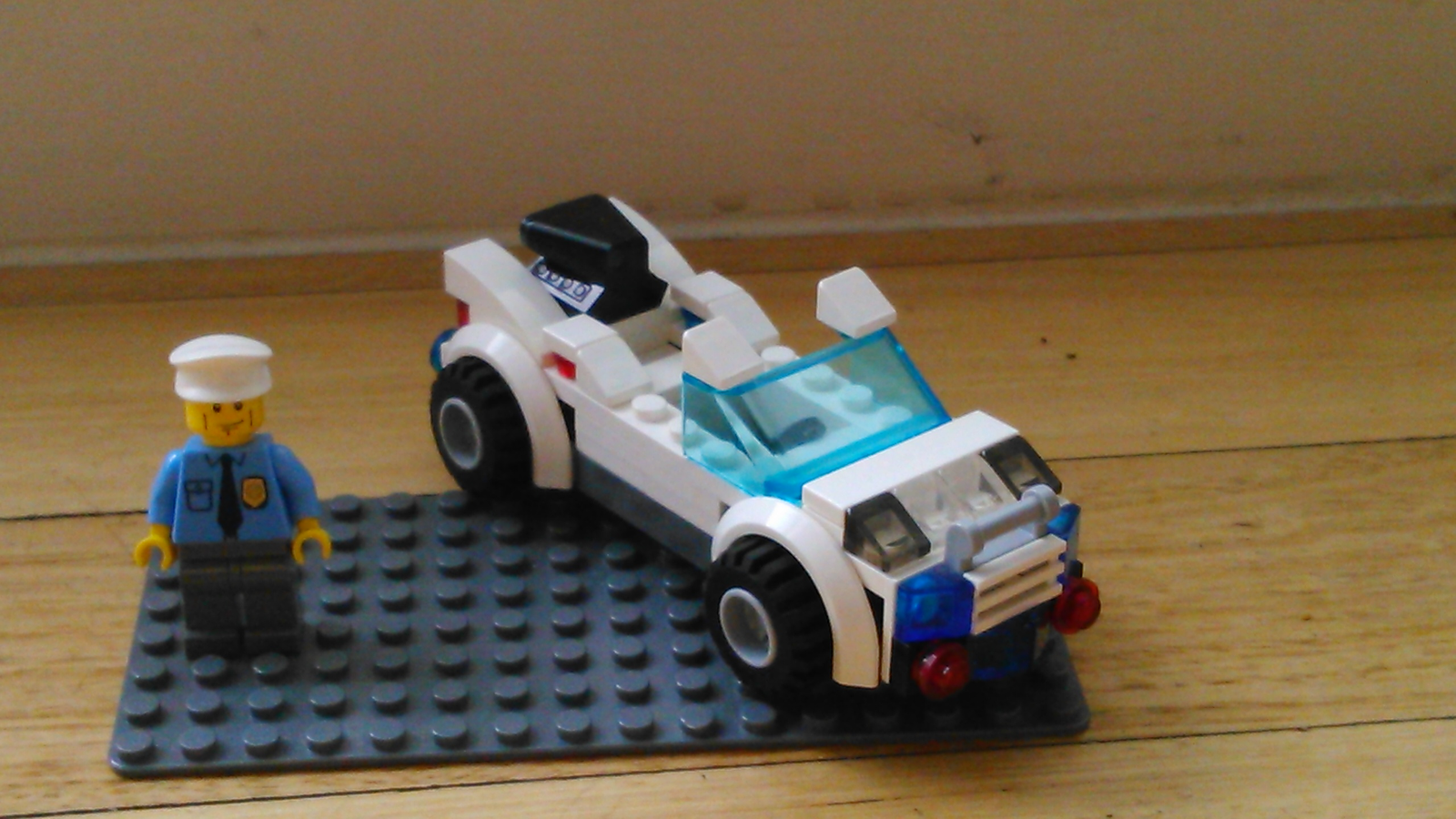 LEGO IDEAS Police highway patrol