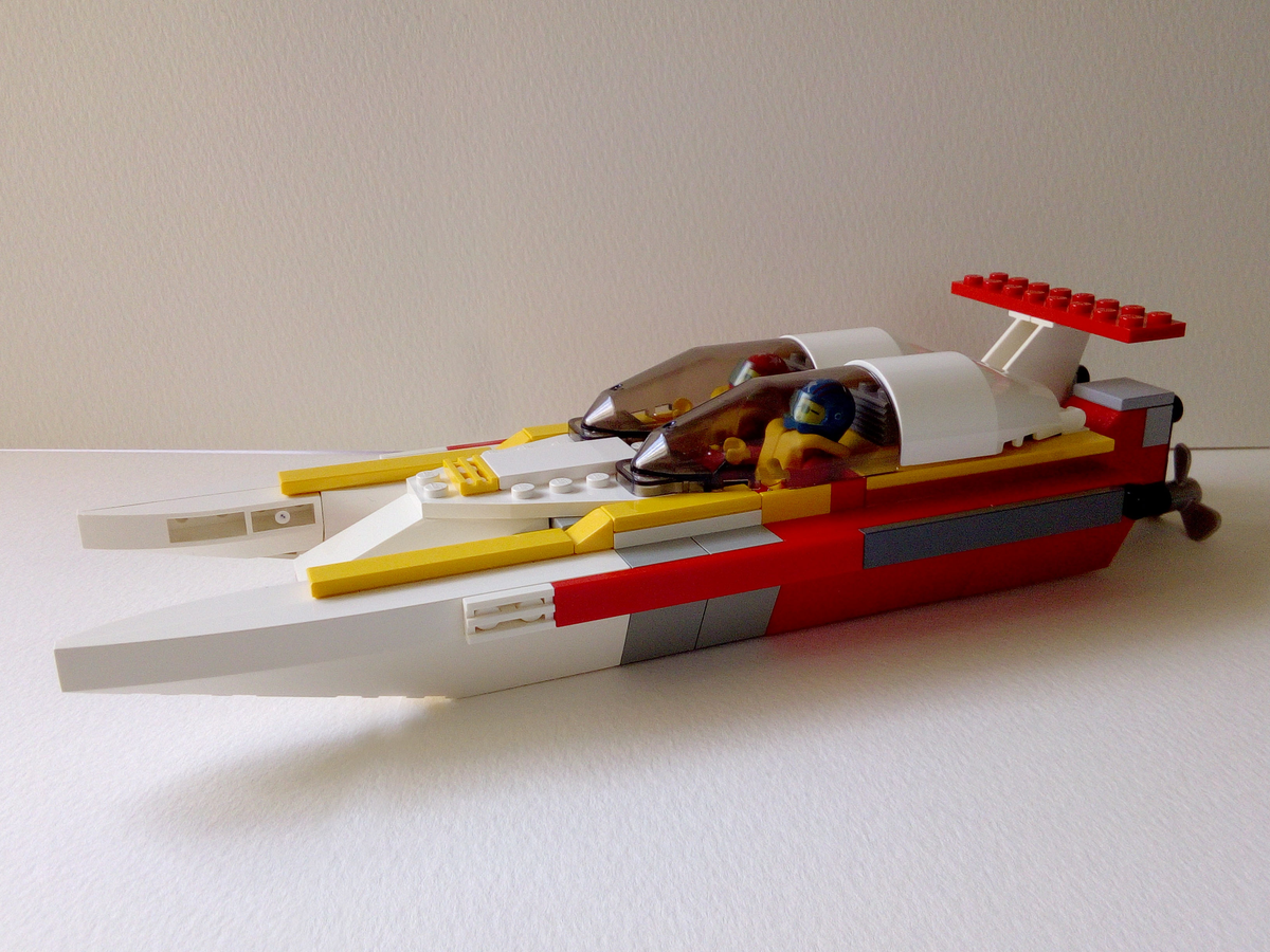 Simple 2024 lego boat