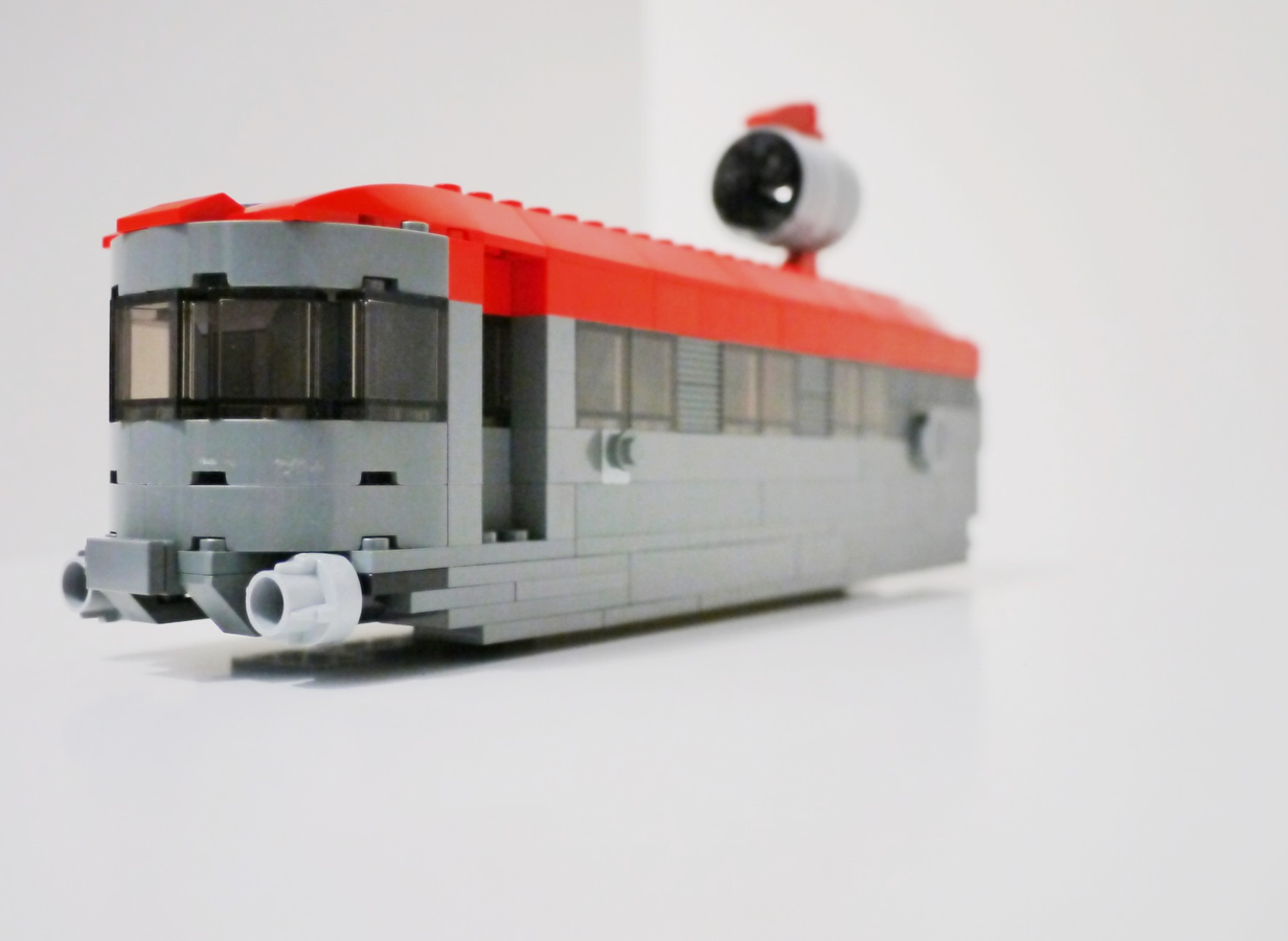 TGV in Lego, nadlego