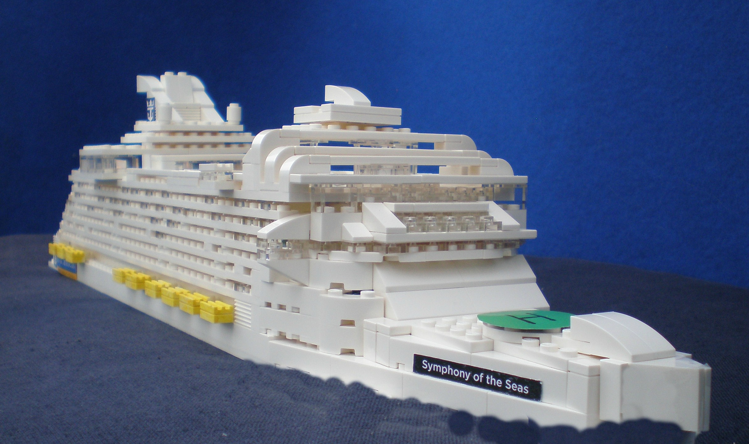 Lego set cruise discount ship