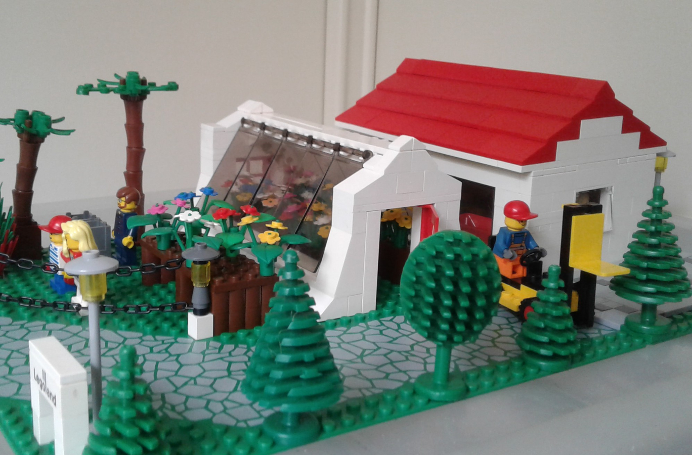 LEGO IDEAS Garden Centre