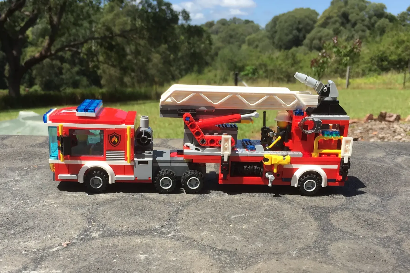 Lego ladder store fire truck