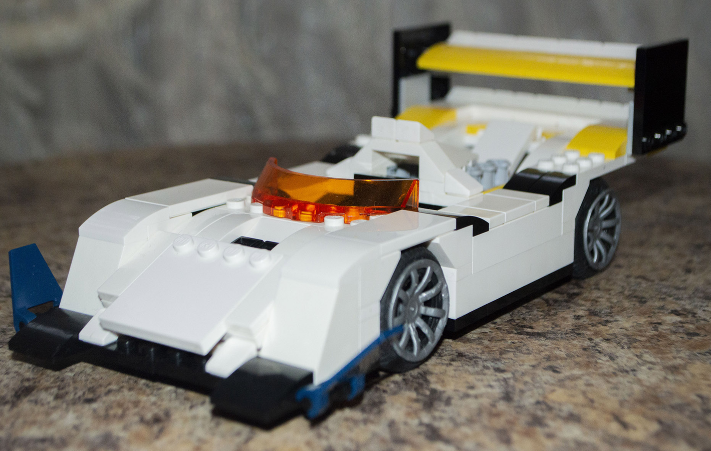 LEGO IDEAS Race Car