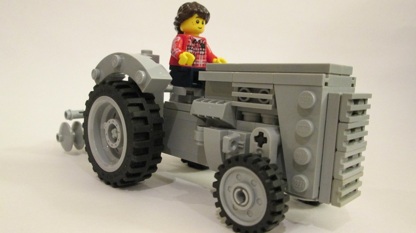 Lego ferguson hot sale tractor