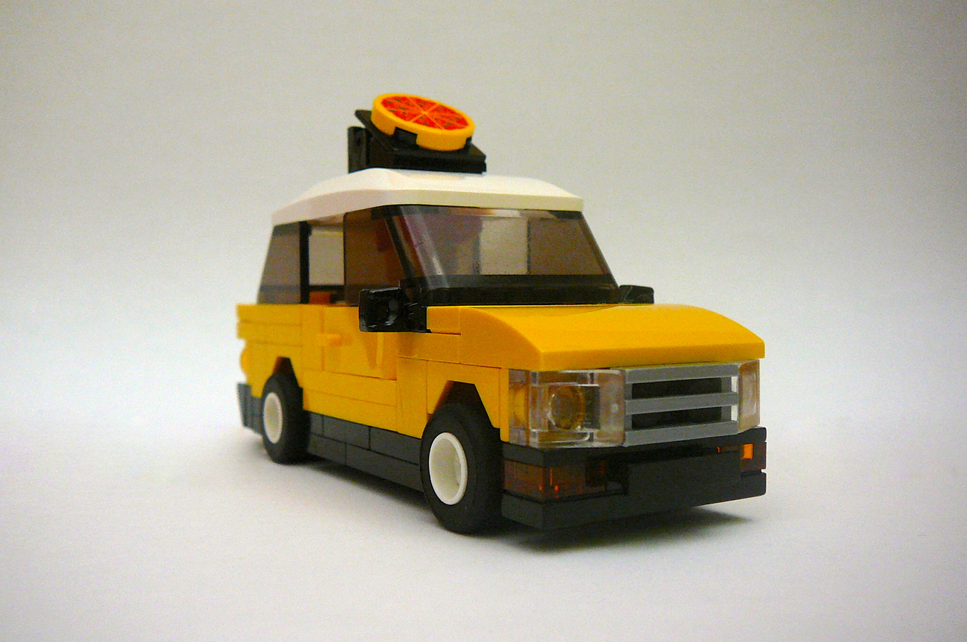 lego pizza car