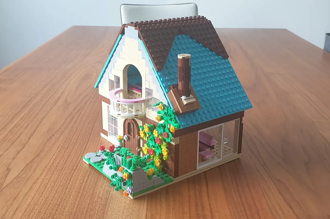 LEGO IDEAS Country House