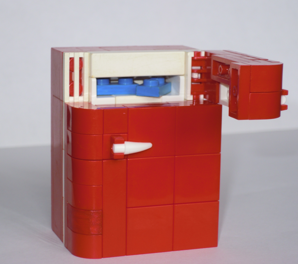 LEGO IDEAS Red Fridge