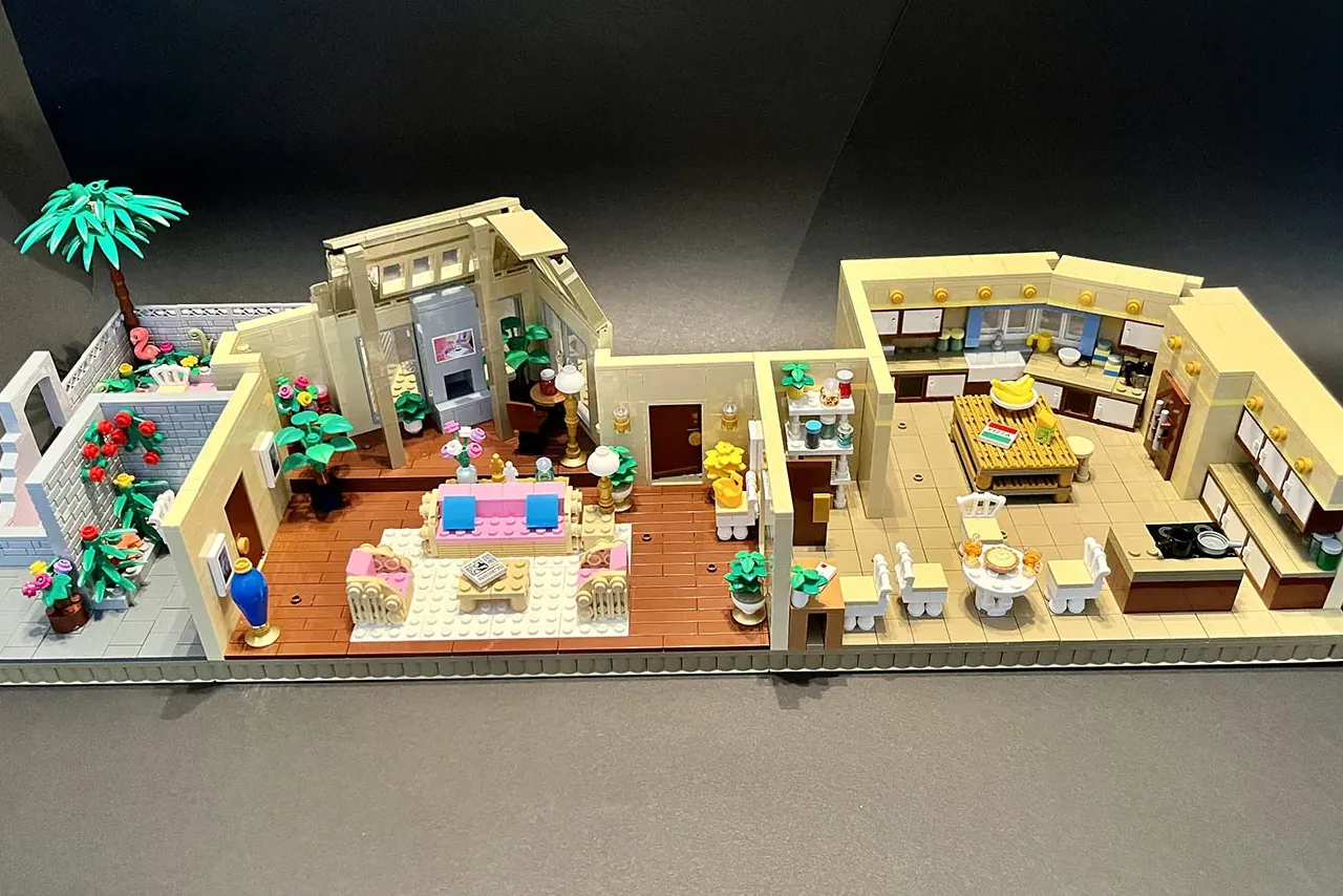 Golden girls legos new arrivals