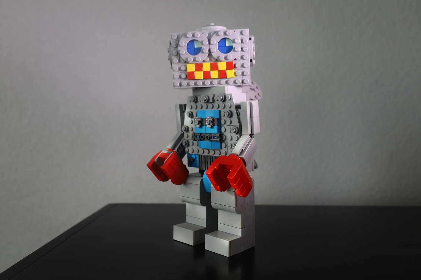 Robot lego figure new arrivals