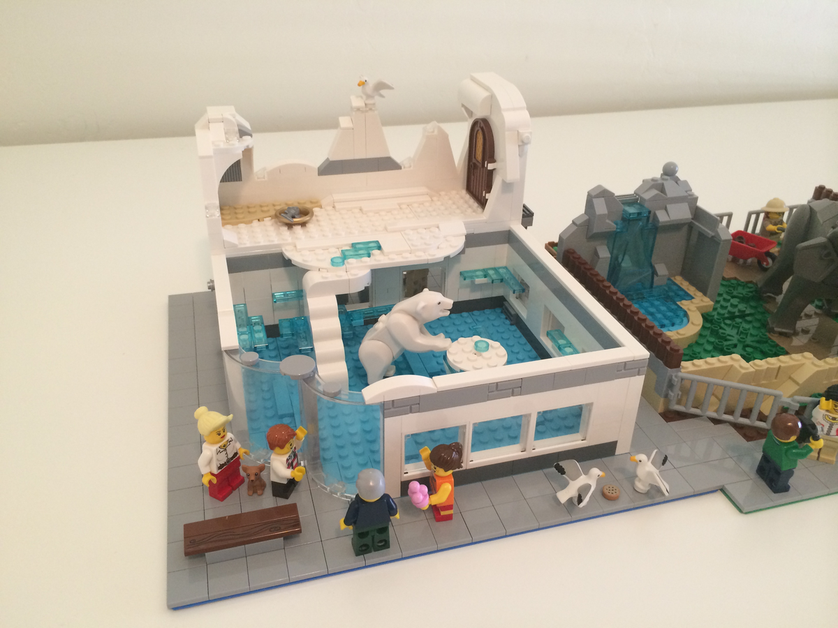 LEGO IDEAS City Zoo Modular Exhibits