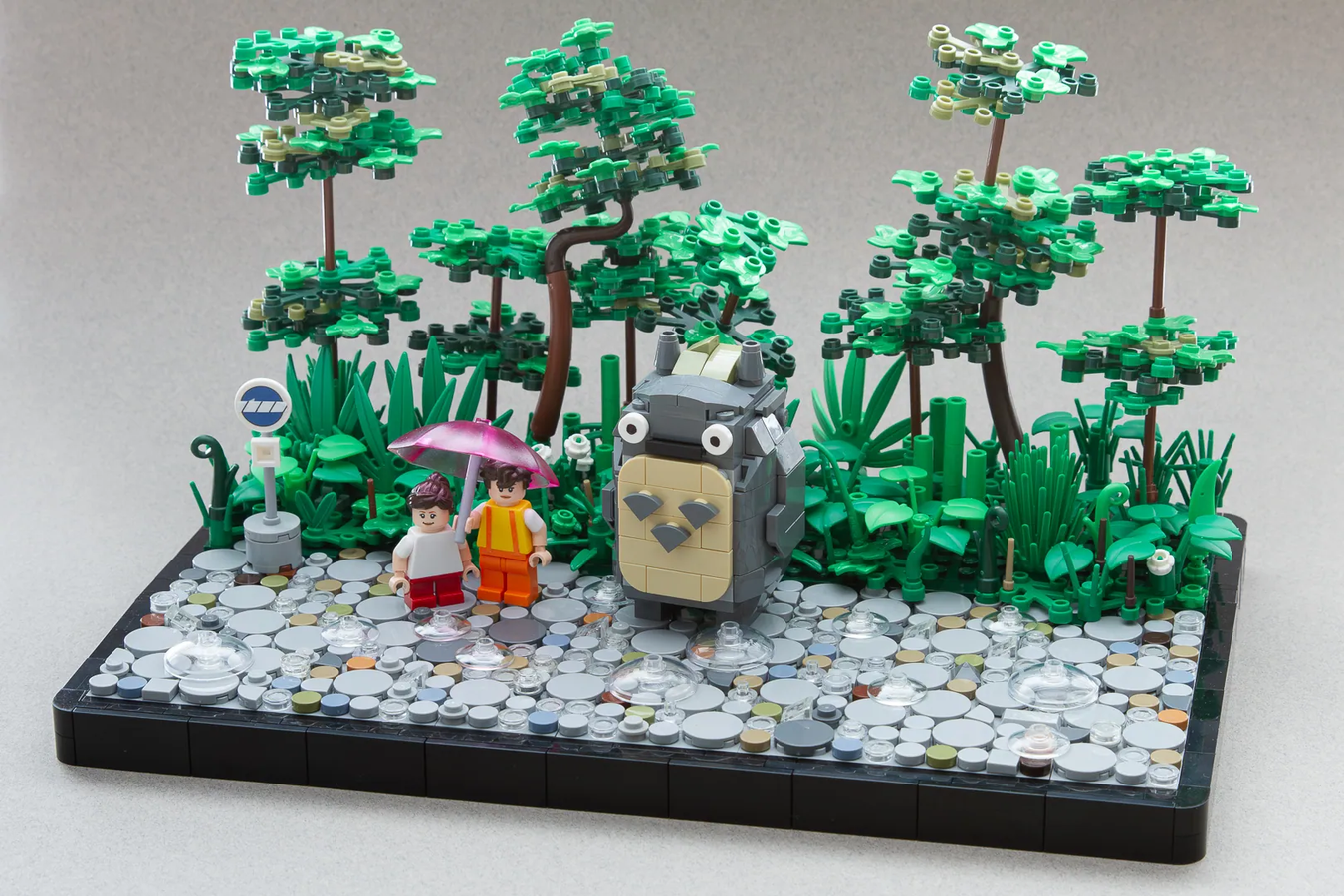 My first submission on Lego Ideas: Totoro - Studio Ghibli! : r