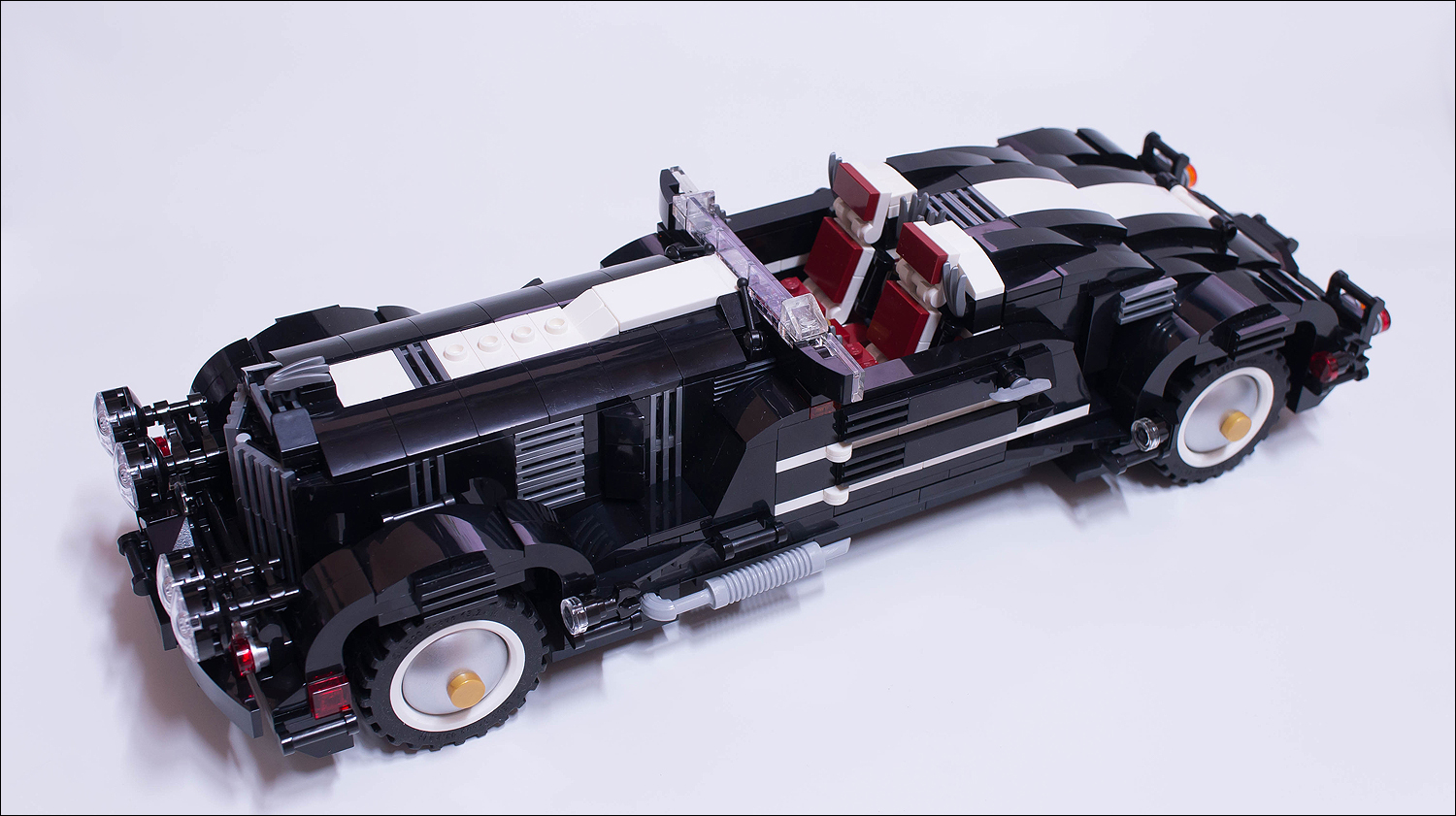 Lego red skull store car