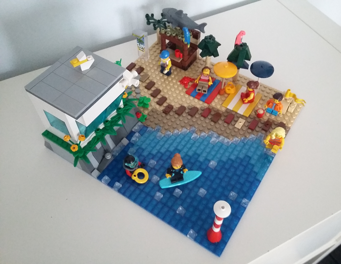 Lego at best sale the beach