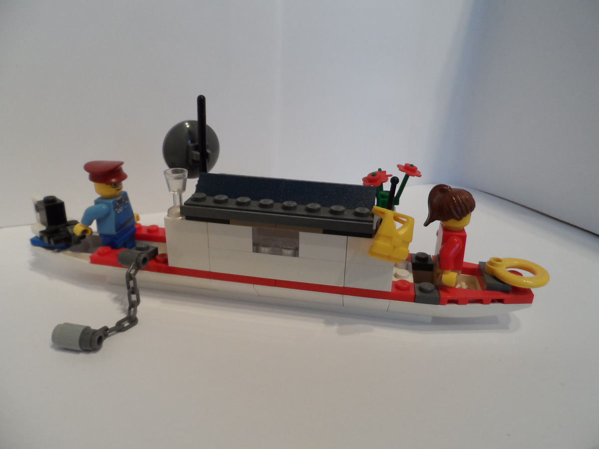 LEGO IDEAS Houseboat