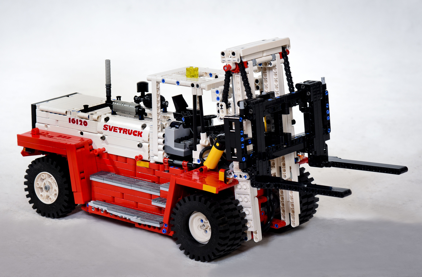 Lego technic forklift online truck