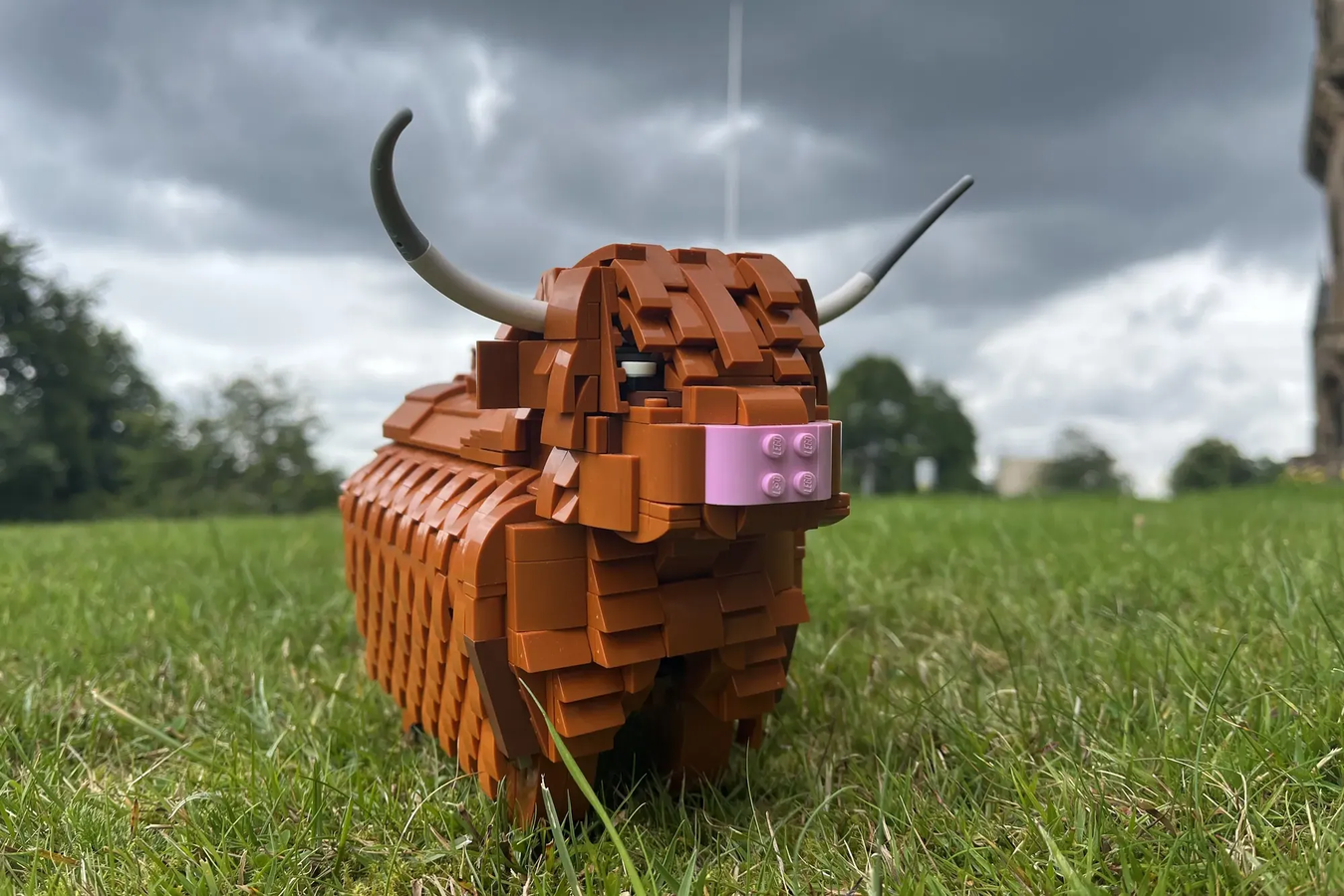 Lego cow on sale