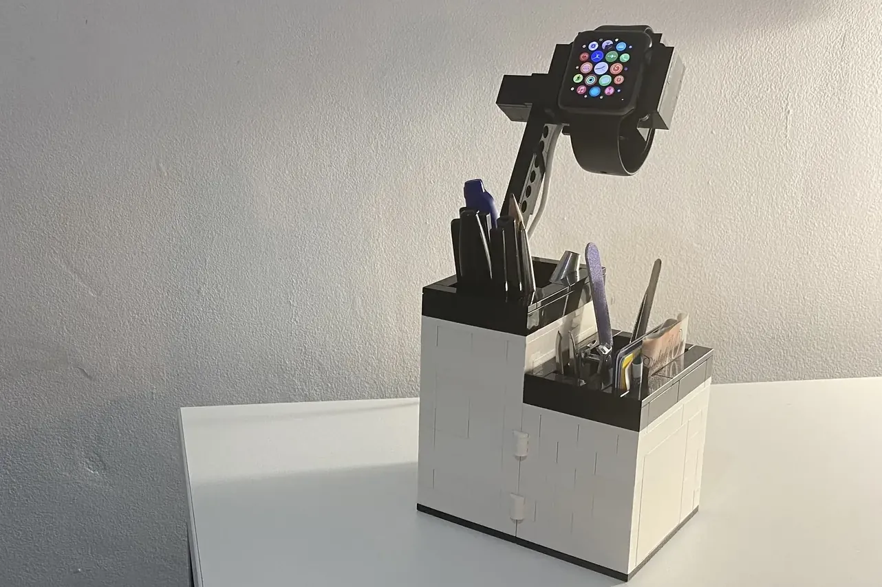 LEGO IDEAS Apple Watch Dock With Storage