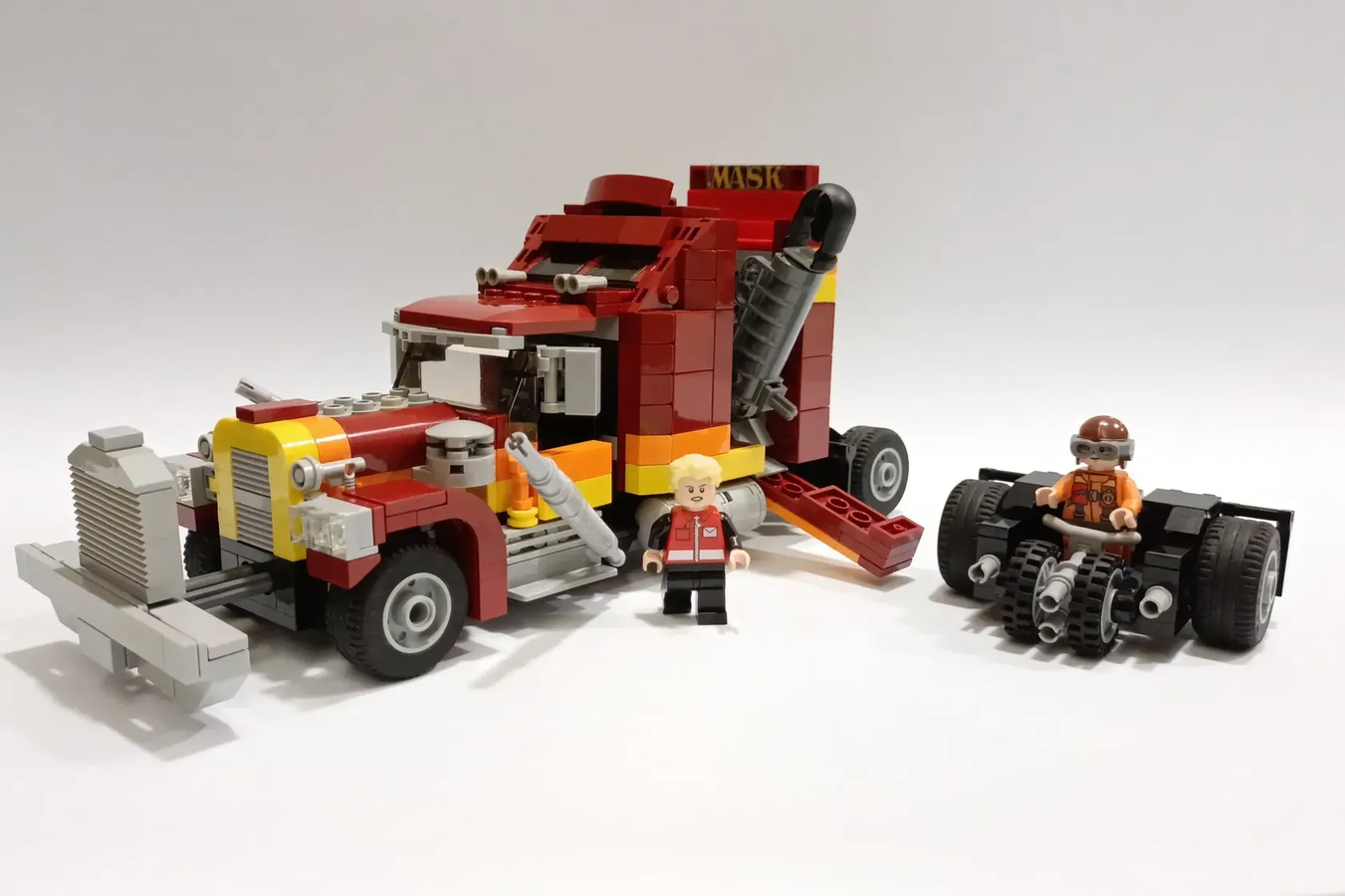 LEGO IDEAS M.A.S.K. Rhino