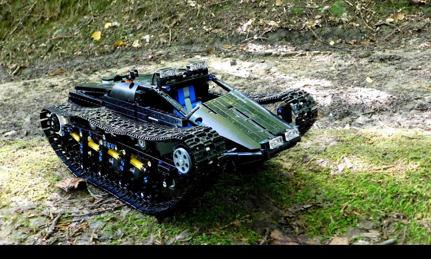 Rc store ripsaw tank