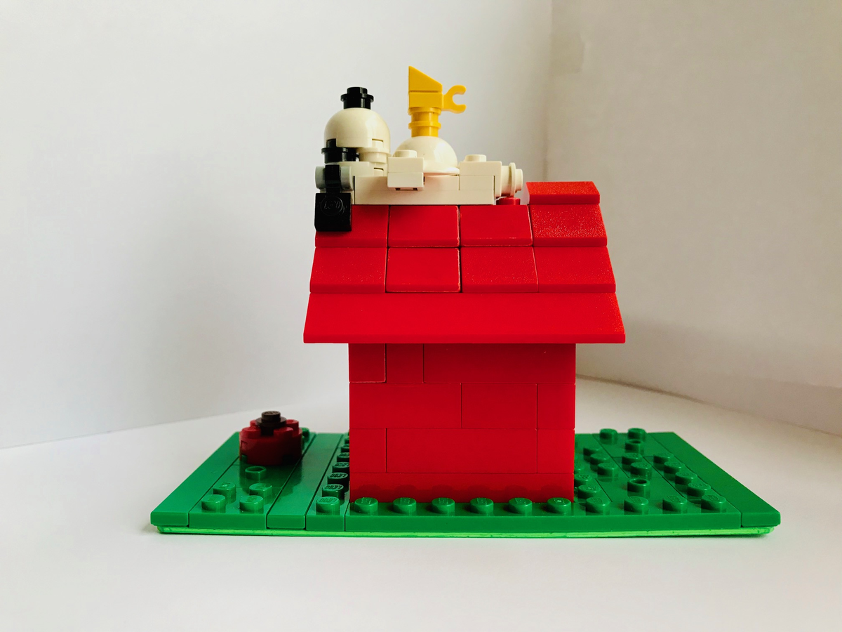 LEGO IDEAS Snoopy and Woodstock