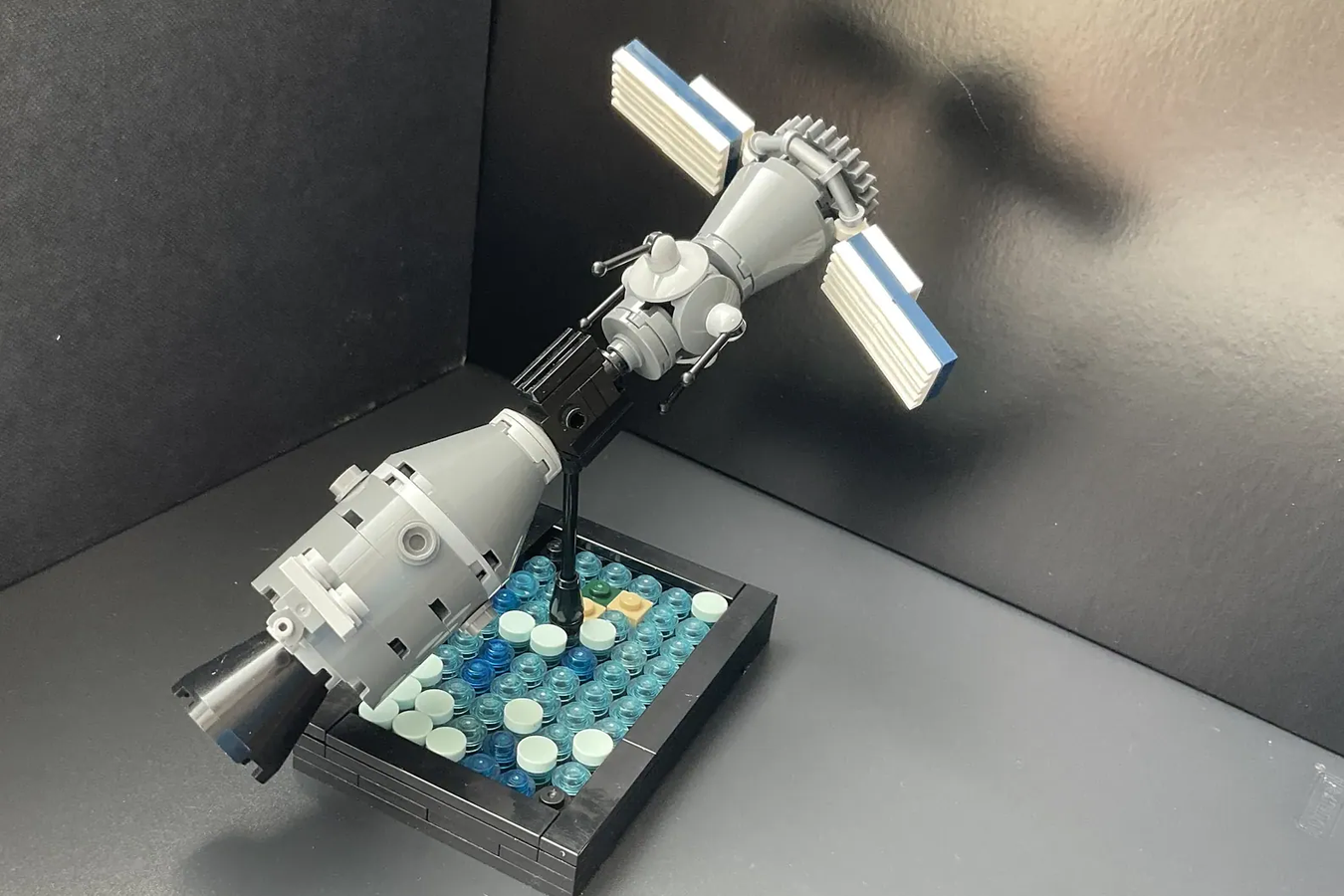 LEGO IDEAS - Apollo Soyuz Mission.