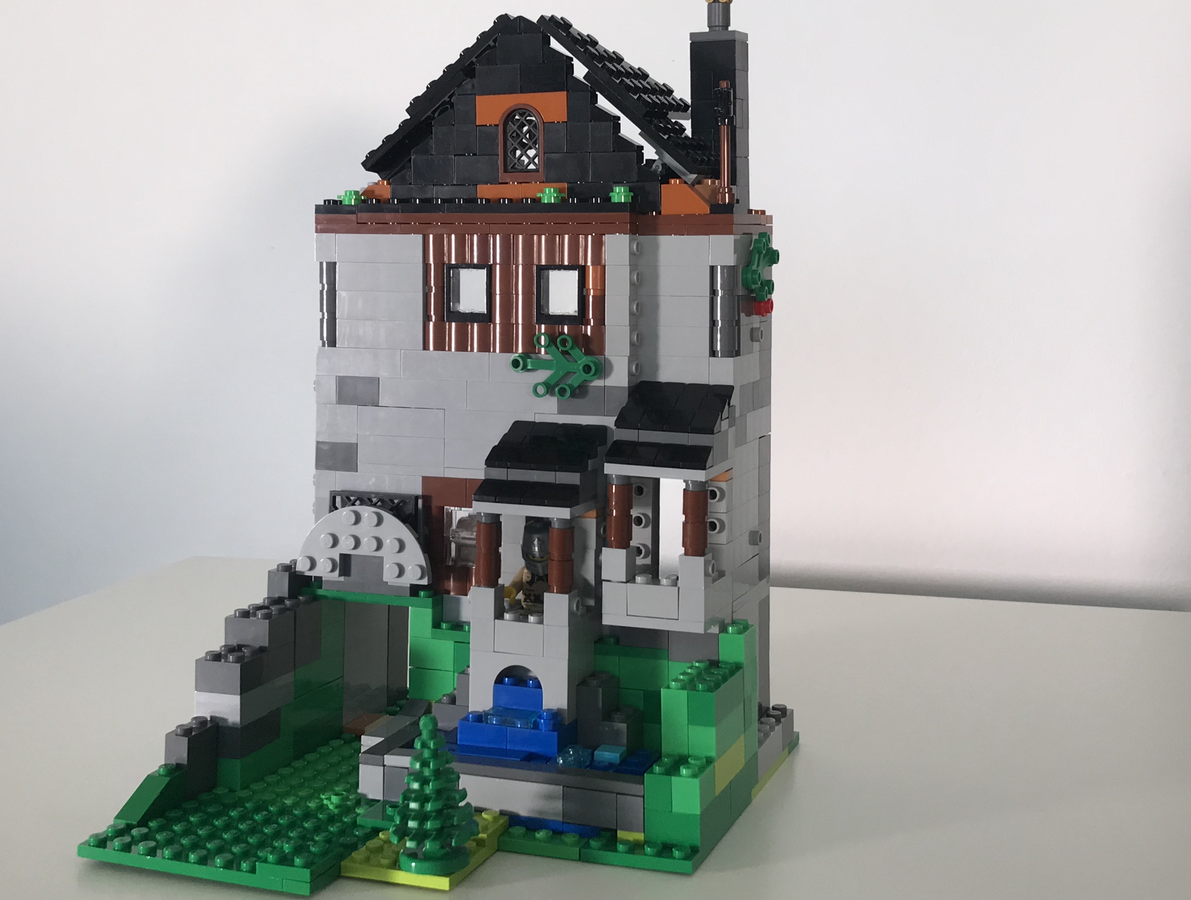 LEGO IDEAS The Waterfall Mansion