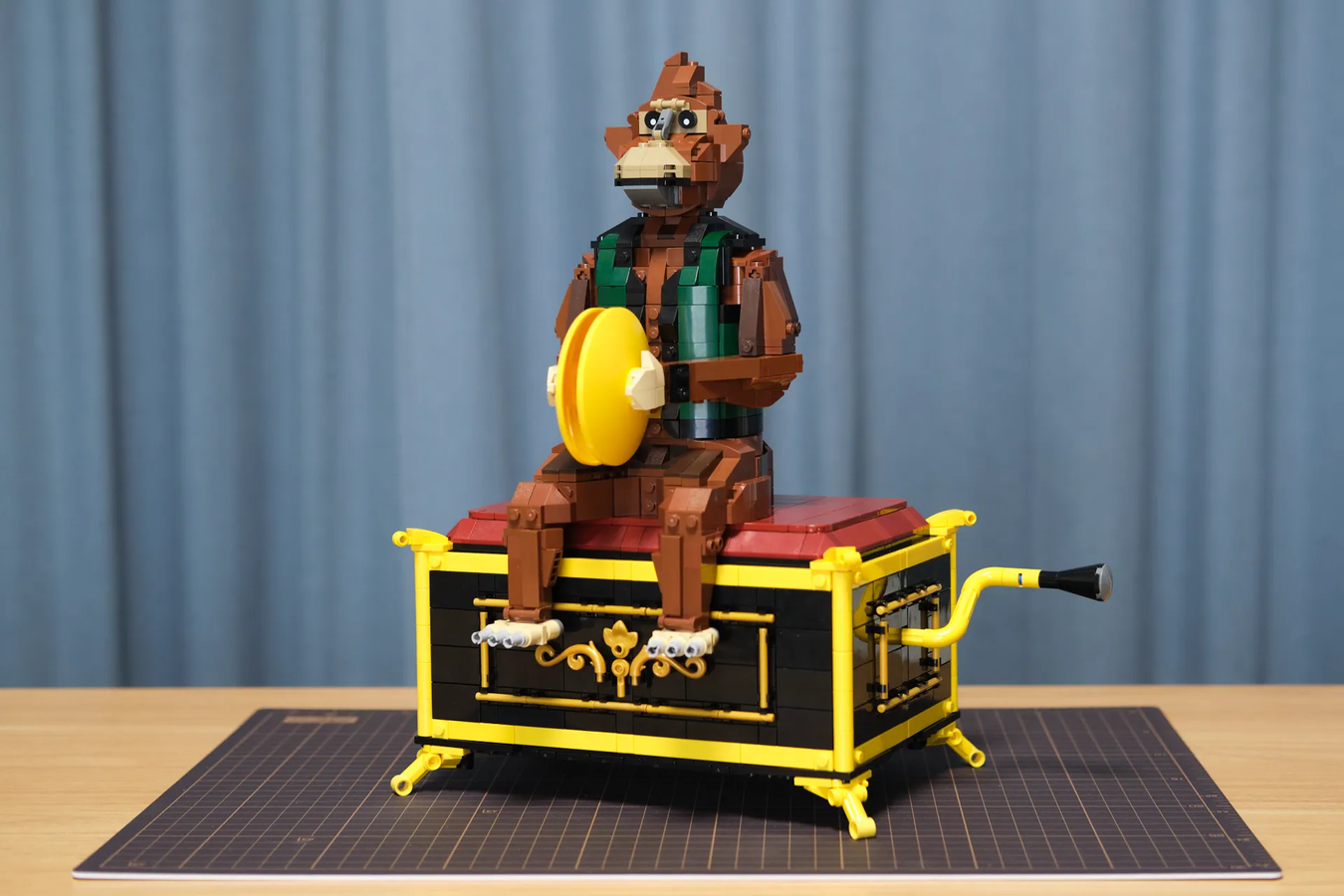 Lego discount monkey figure