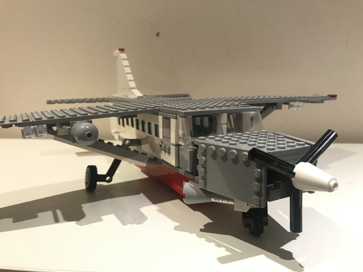 Lego cessna store