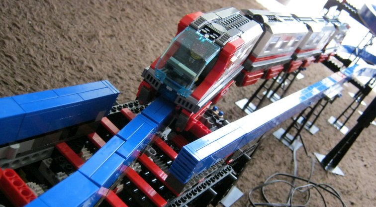 lego monorail train