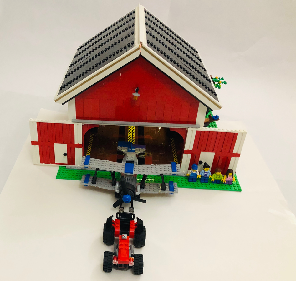 LEGO IDEAS Barnstorming