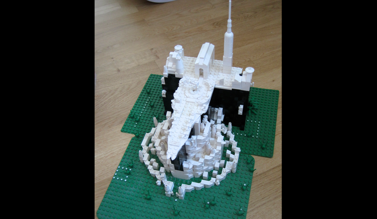 Collecting The Precious – What if a Lego Minas Tirith was made?