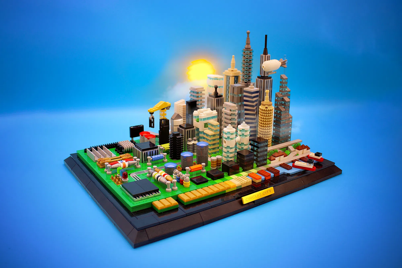 LEGO IDEAS Circuit City