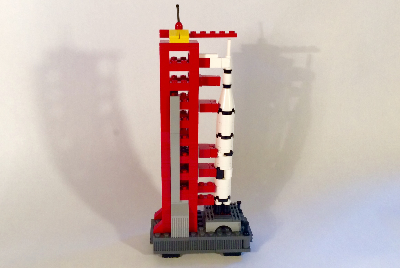 LEGO IDEAS NASA Saturn V and Launch Tower