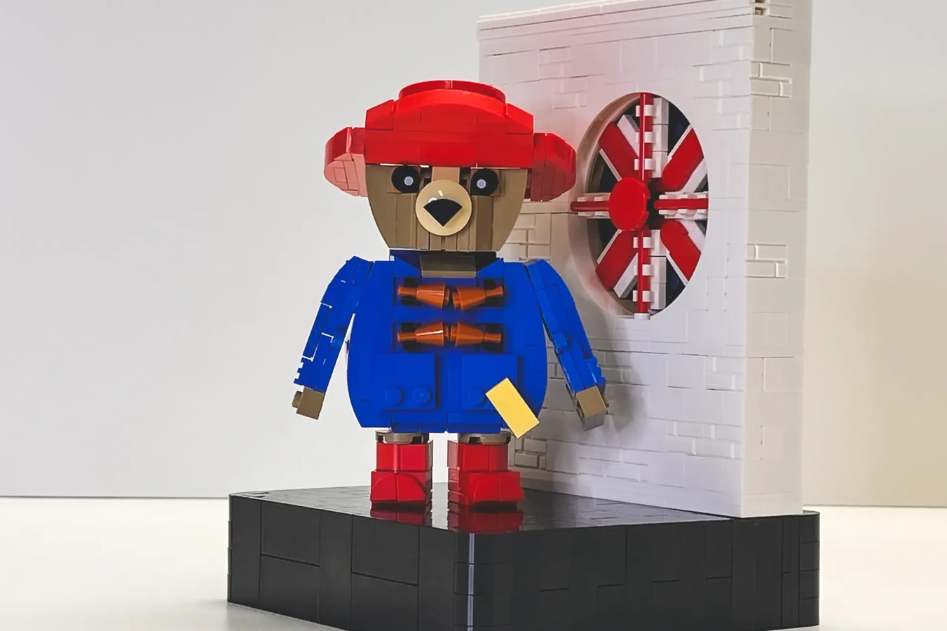 Paddington best sale bear lego