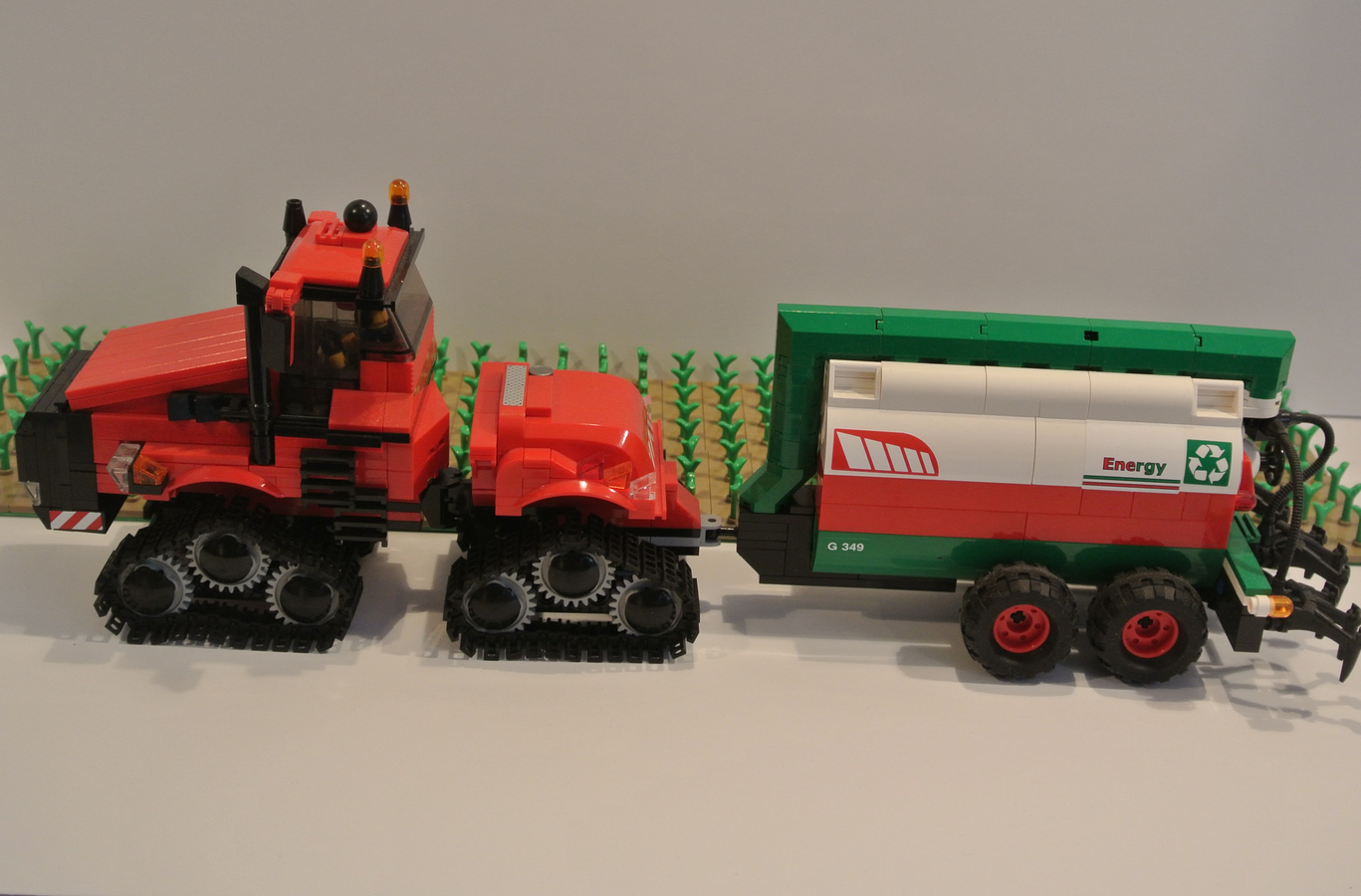 LEGO IDEAS 4WD Tractor with Slurry Tank