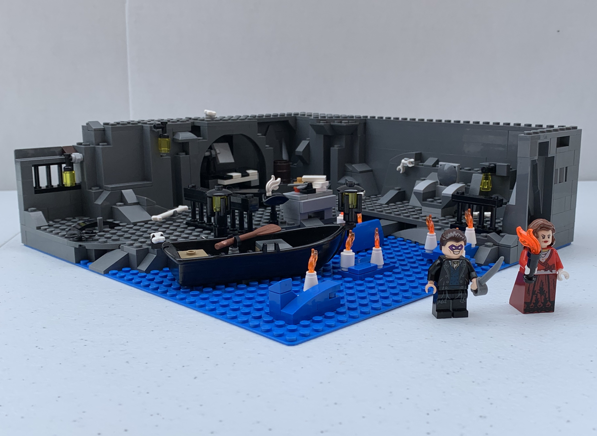 LEGO IDEAS Phantom Of The Opera Phantom s Lair