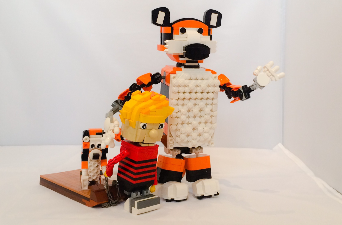 Calvin and shop hobbes action figures