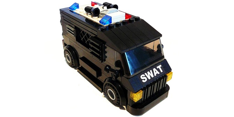 LEGO IDEAS - SWAT Truck