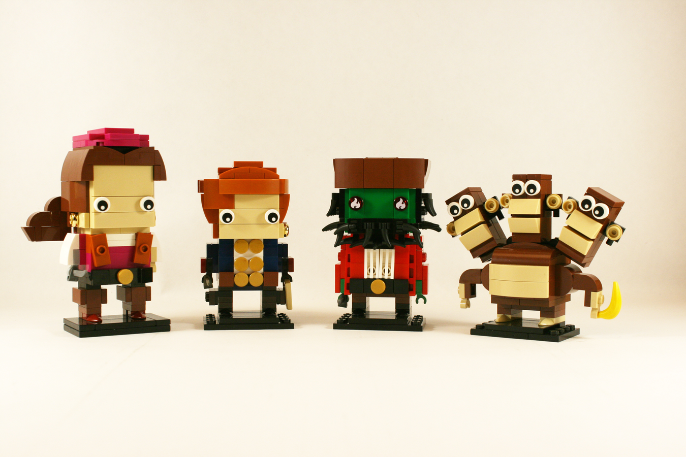 LEGO IDEAS Monkey Island Brickheadz