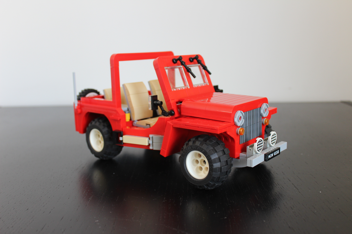 Lego red 2024 jeep