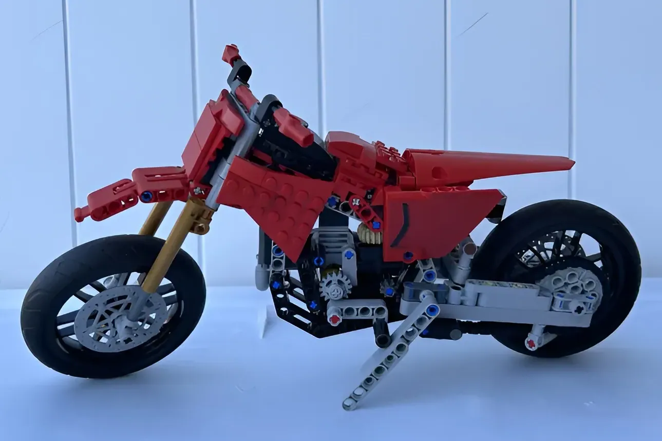 Technic discount dirt bike